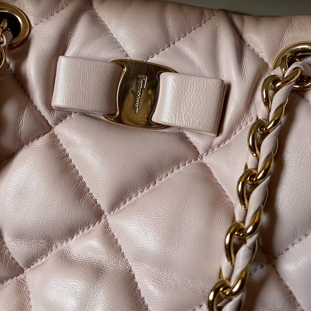 Salvatore Ferragamo Bag - Picture 6 of 16